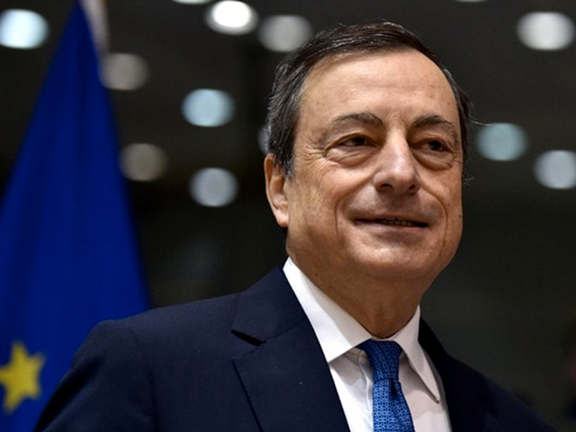 La BCE lascia i tassi invariati e dollaro si rafforza