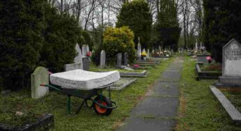 Operai del Comune di Feltre condannati a lavorare gratis: tra cimitero e bar, la sorprendente verità